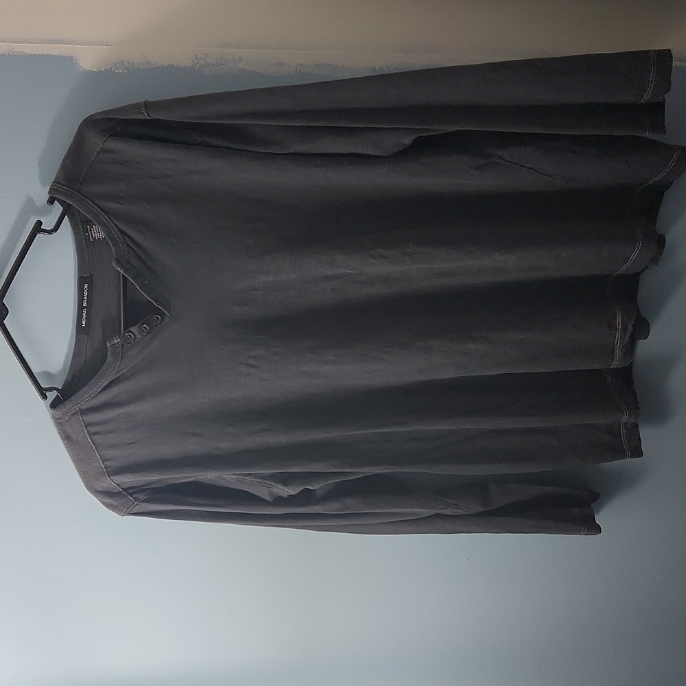 Long sleeved Michael Brandon 3 button shirt